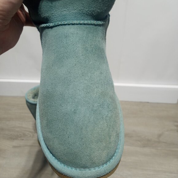 UGG Classic Sheepskin Lined Mint Green Boot Size 9 - Picture 10 of 11